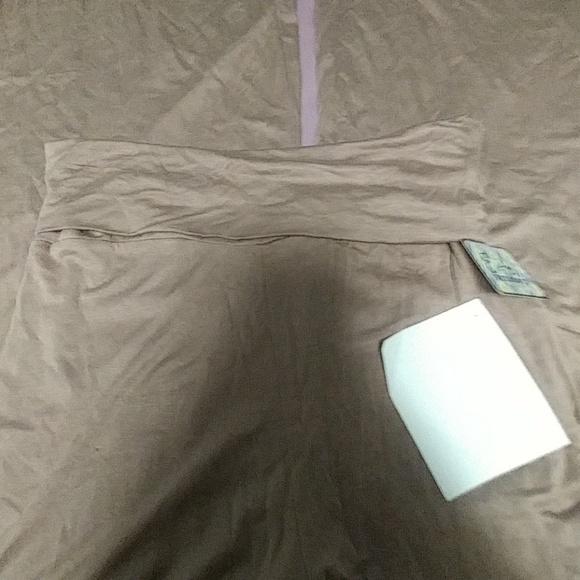 E & k taupe pants sz small - Picture 4 of 4